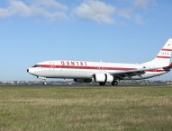 Qantas Unveils Retro Roo II Livery on a B737