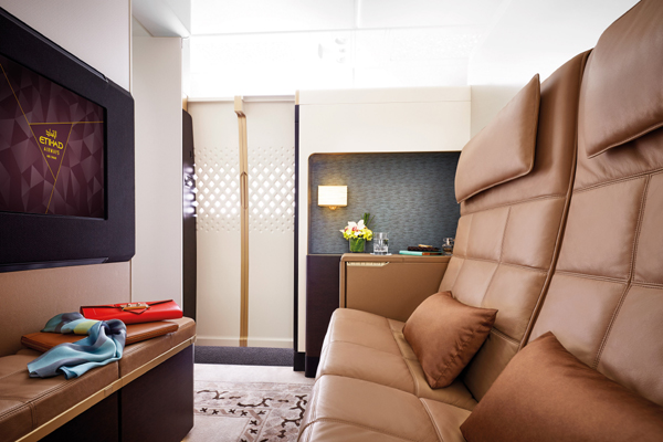Etihad Connects Its Passengers with Private Jets