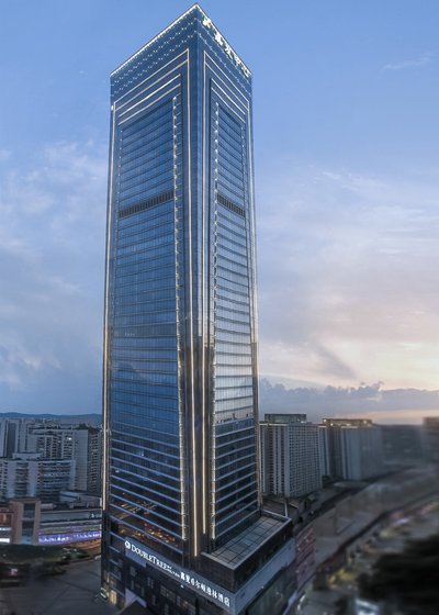 DoubleTree by Hilton Opens in Chongqing