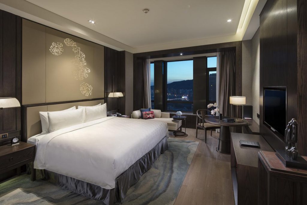 InterContinental Hotels Group has opened Hualuxe Zhangjiakou in Hebei Province, as its 300th open property in Greater China.