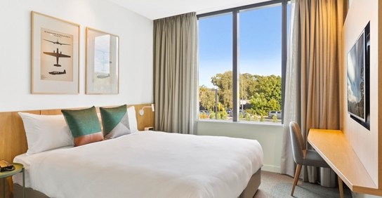 A Mantra Hotel Opens at Sydney Airport