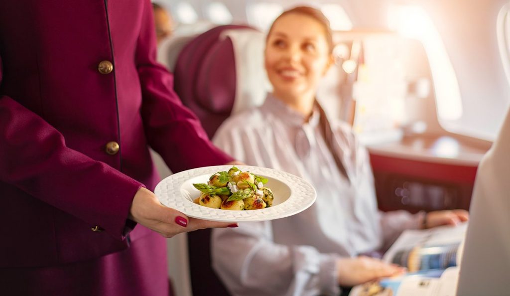 Qatar Airways has enhanced its inflight dining service, allowing premium class passengers to pre-select their main course up to 14 days in advance.