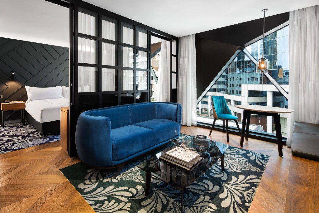 The new West Hotel Sydney, Curio Collection by Hilton resides in the ideal location for business travellers bound for Australia's commercial capital.