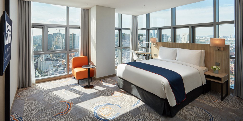 Savvy business travellers visiting Seoul can now enjoy an affordable and hassle-free stay with the opening of the Holiday Inn Express Seoul Hongdae.