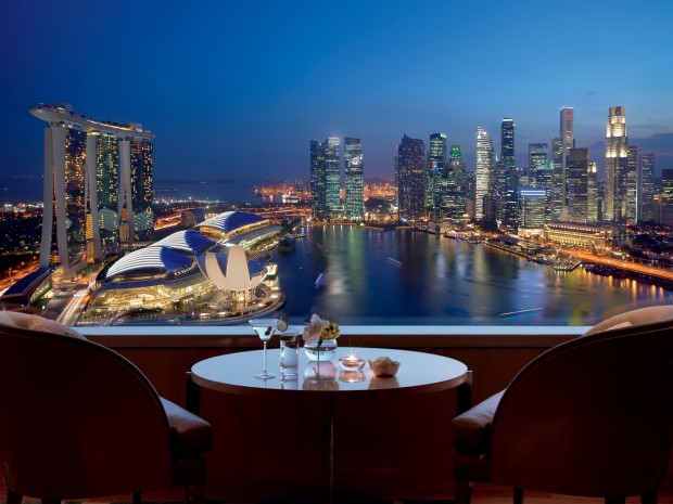 Hotel Review: Singapore’s Luxury Grand Dame