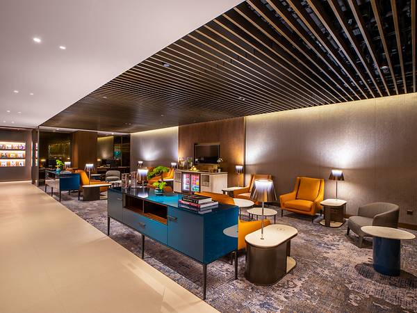 Qatar Airways Premium Lounge Singapore