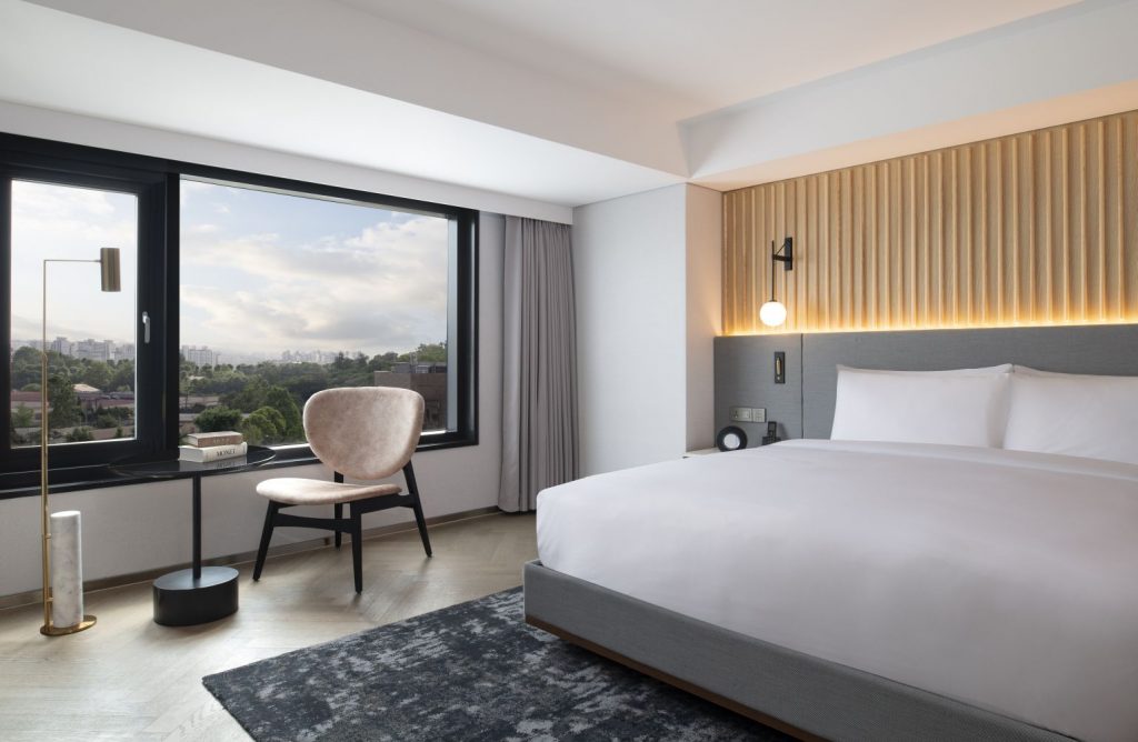 AccorHotels and sbe have opened the first Mondrain hotel in Asia-Pacific with the arrival of Mondrian Seoul Itaewon.