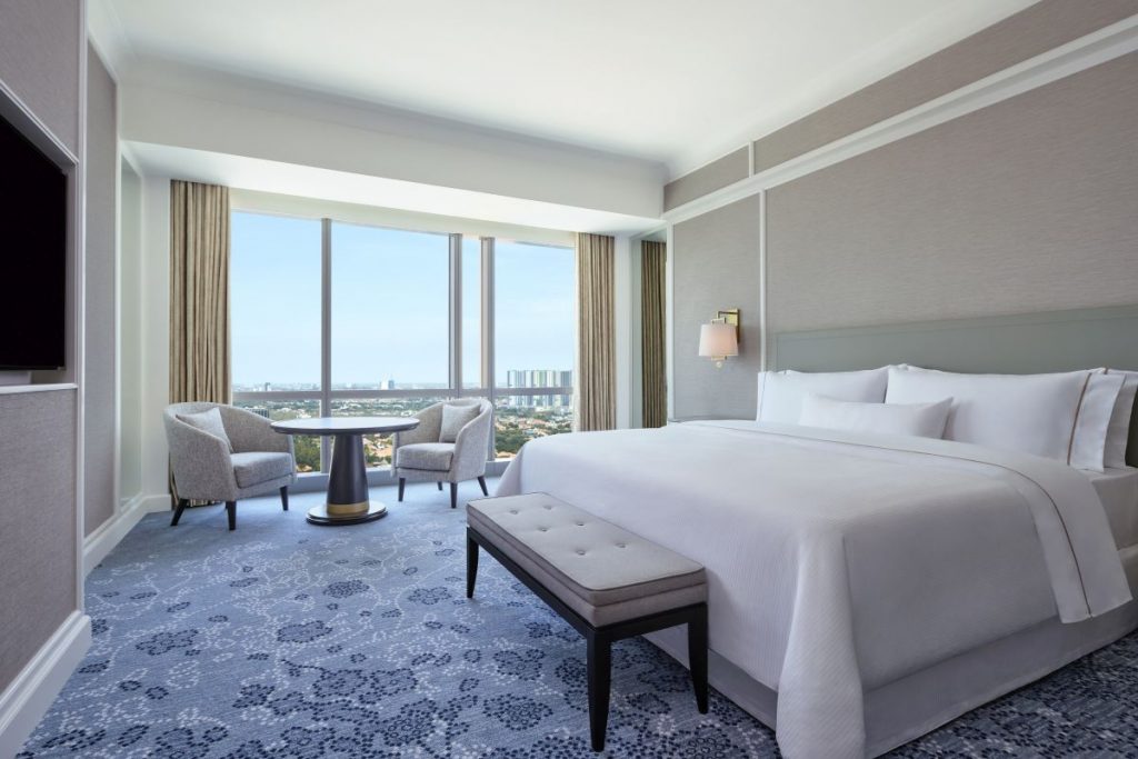 Perfect for business travellers bound for Indonesia's East Java, Westin Hotels & Resorts has opened The Westin Surabaya. 