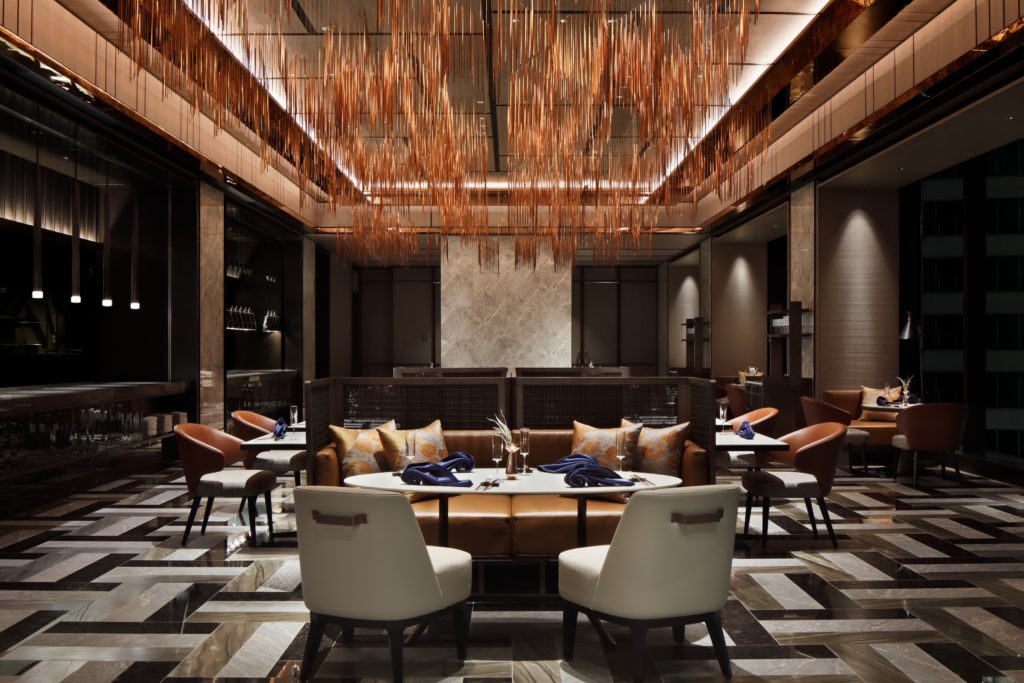 A continuation of the hotel's Tokyo Waves concept, Club mesm has opened at the Autograph Collection's mesm Tokyo.