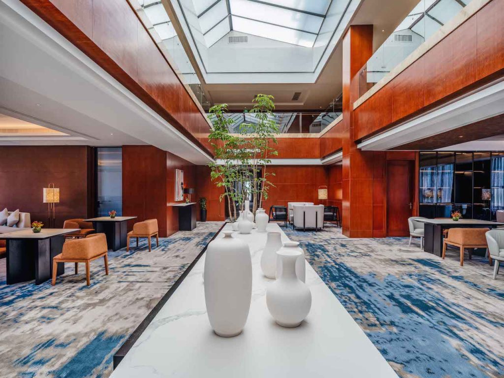 Marco Polo Jinjiang has unveiled its new-look Lobby Lounge, the refurbishment of which is part of the hotel’s phased transformation.