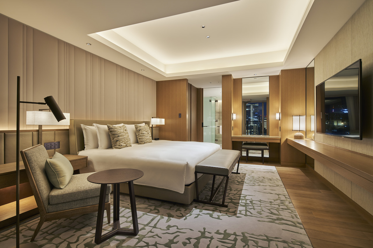 In celebration of Palace Hotel Tokyo’s tenth anniversary this month, Palace Hotel Tokyo has launched a new category of suites.