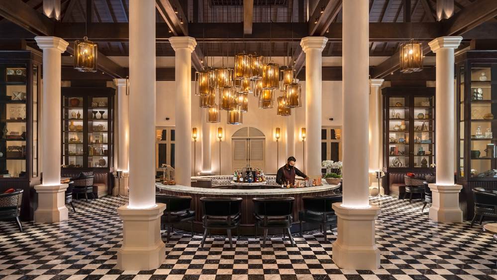 Hyatt Regency Phnom Penh has applied a new facet to the destination’s vibrant bar scene with Metropole Underground, the first subterranean bar in Cambodia’s capital.