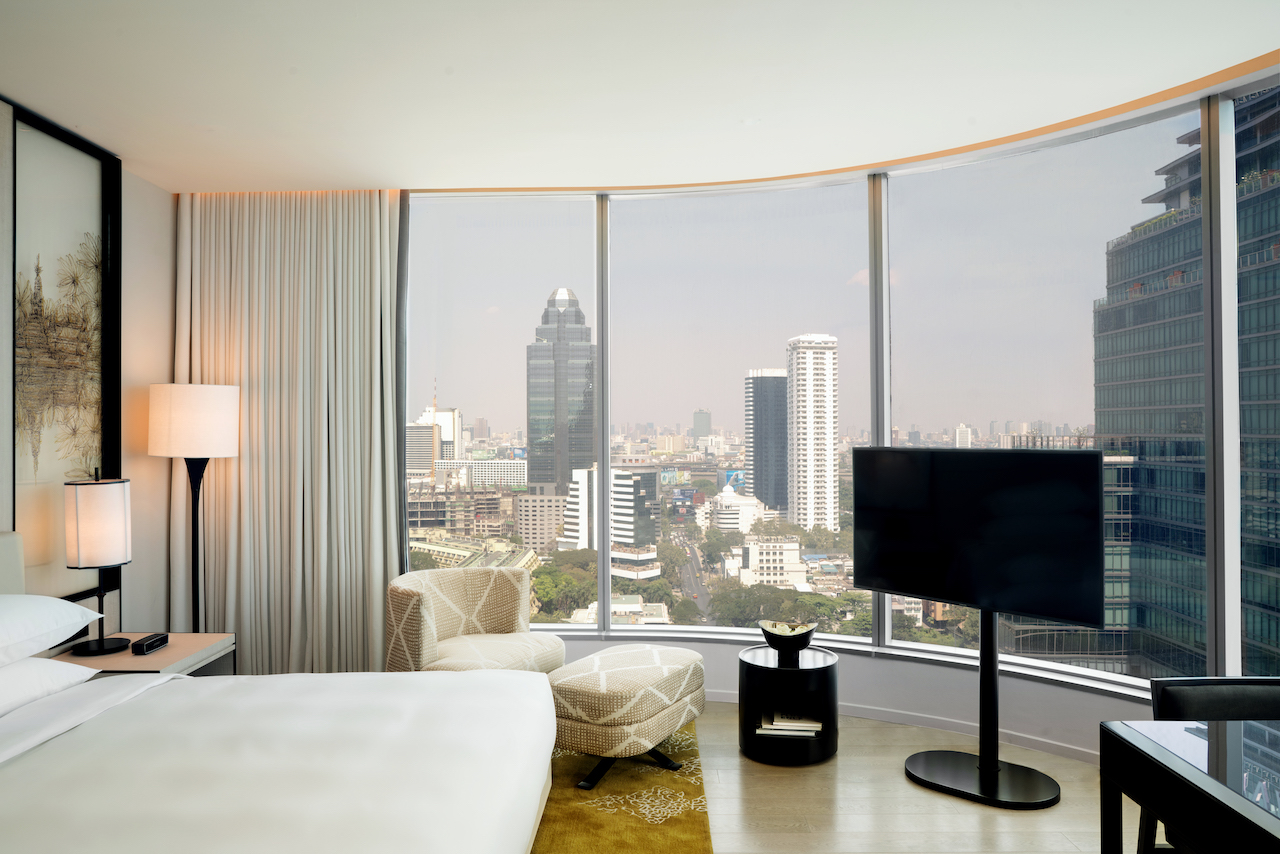 With slick, minimalist lines, sophisticated guest rooms and suites, and an enviable location, Park Hyatt Bangkok has everything today’s Bangkok-bound luxury traveller needs.