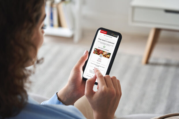 Emirates Launches Meal Pre-Order Service