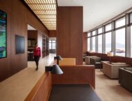 Cathay Opens First Ferry Port Lounge