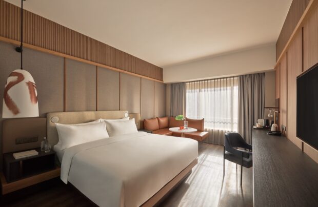 Amara Singapore Unveils Contemporary Room Redesign